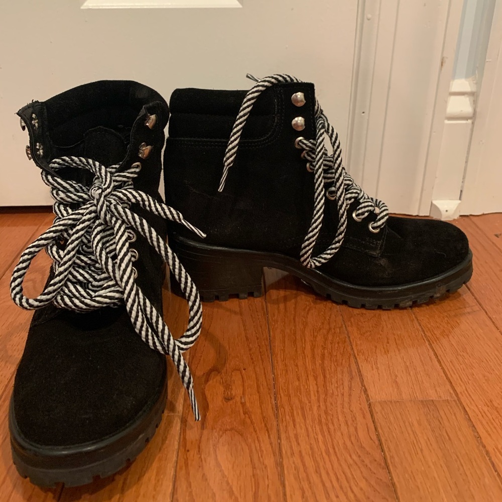 Lace up boots